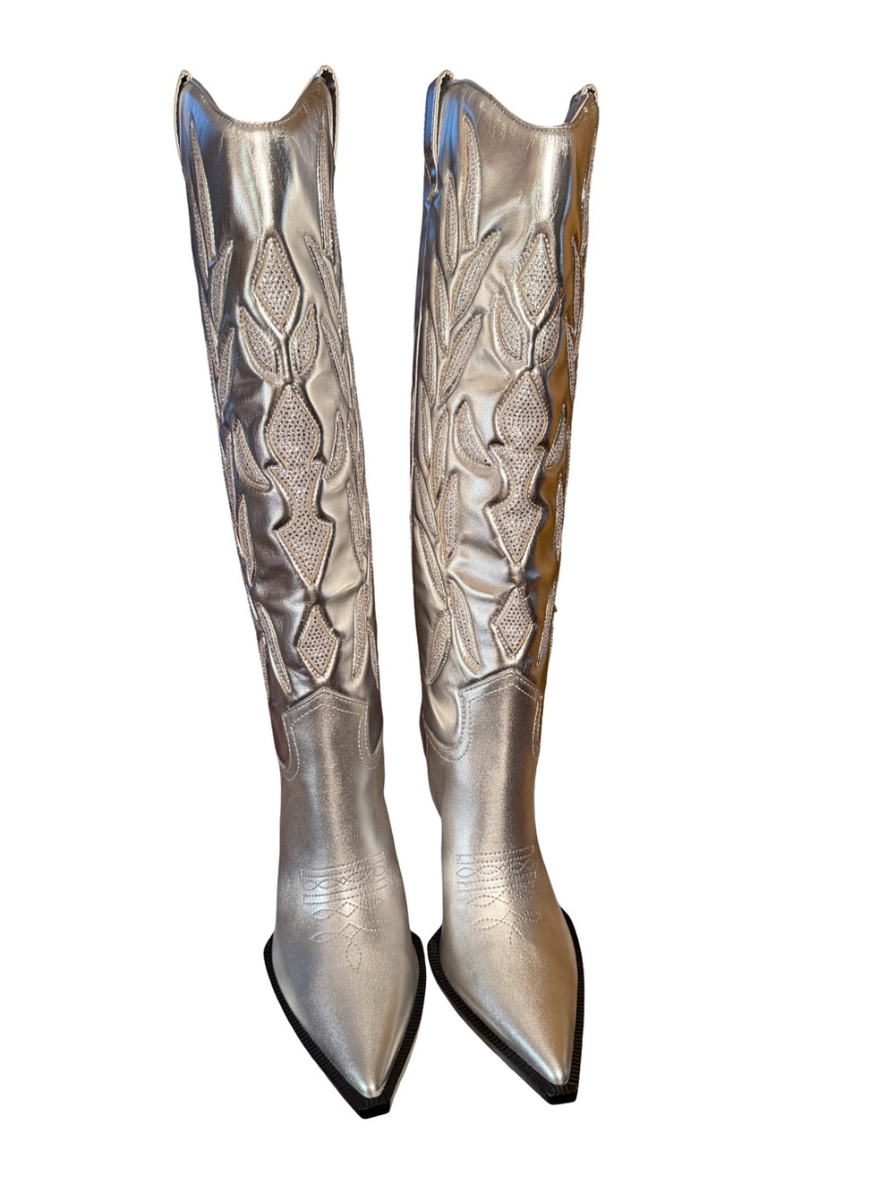 Steve Madden NWT Kinzee Quilted Metallic
Silver Heeled Cowboy Boots (SH458) - Picture 4 of 12